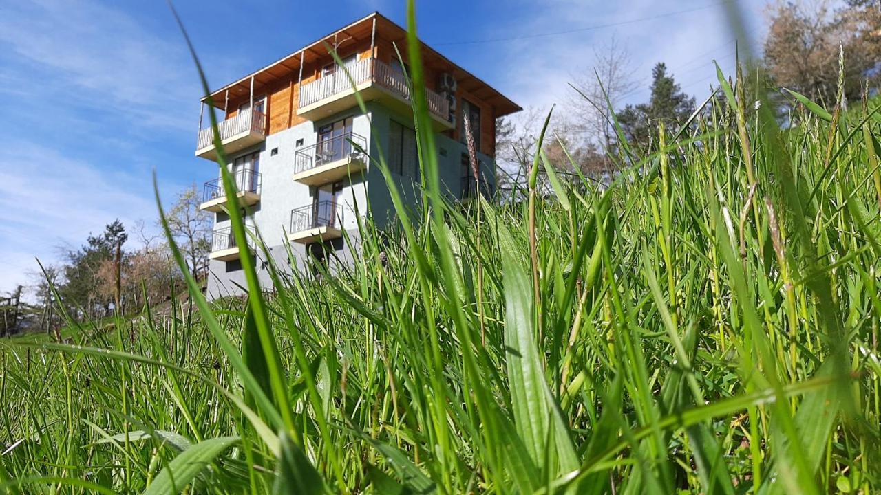 Hotel Khulo Lnn Екстер'єр фото