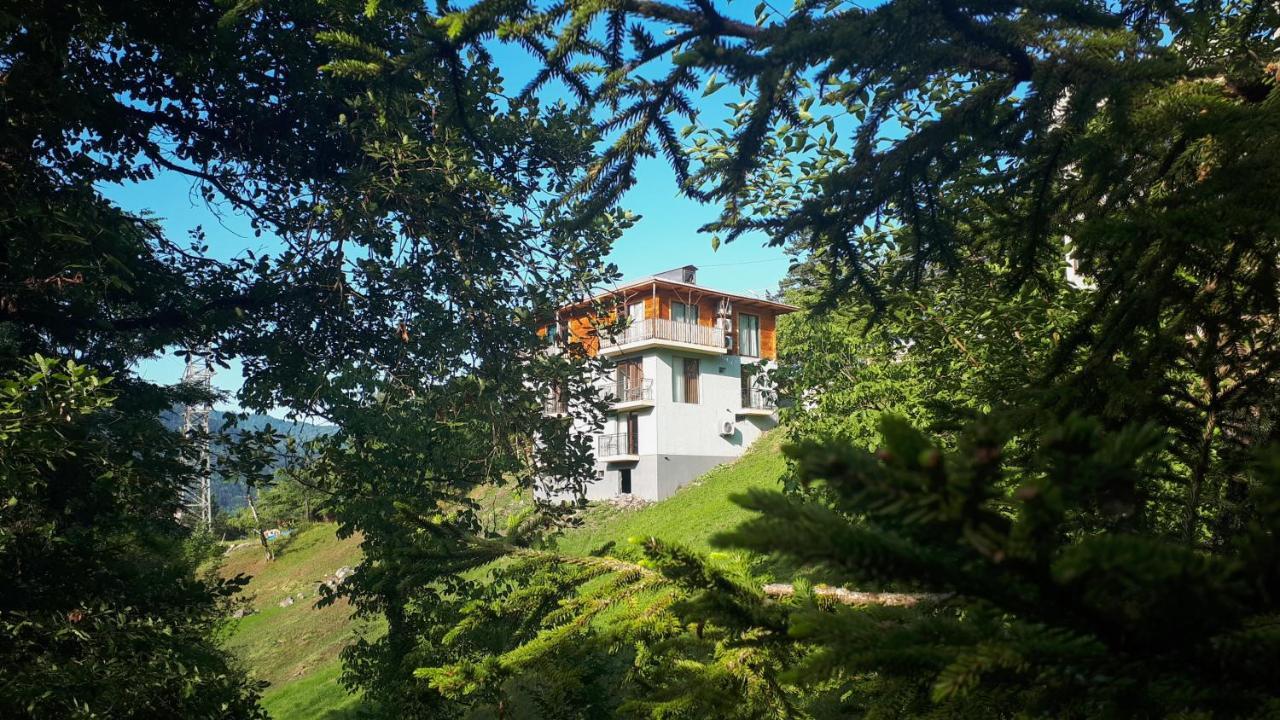 Hotel Khulo Lnn Екстер'єр фото